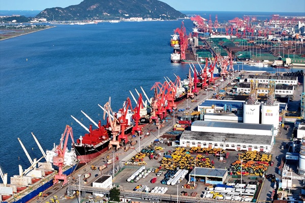 Container-